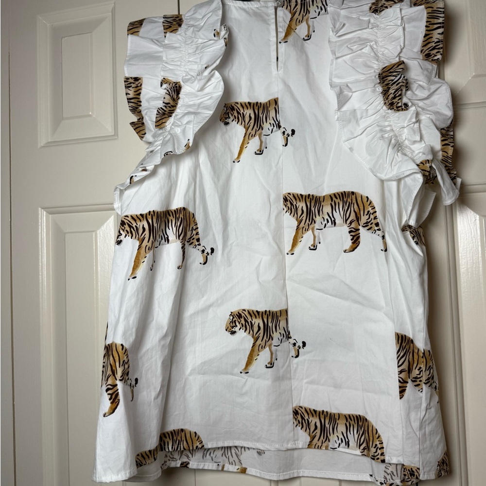 White Tiger-Print Ruffle Sleeve Blouse - Picture 10 of 11